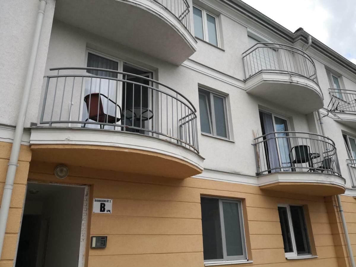 Freedom Apartman Hajduszoboszlo Exterior photo